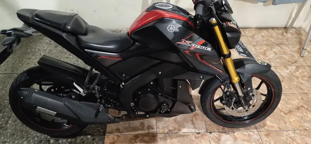 Yamaha Xabre 150cc  hitam merah