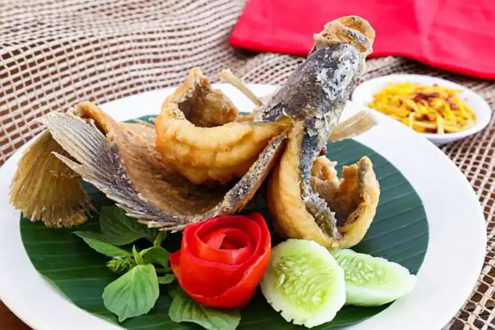 MENCARI LOWONGAN PEKERJAAN TUKANG MASAK KOKI / CHEF