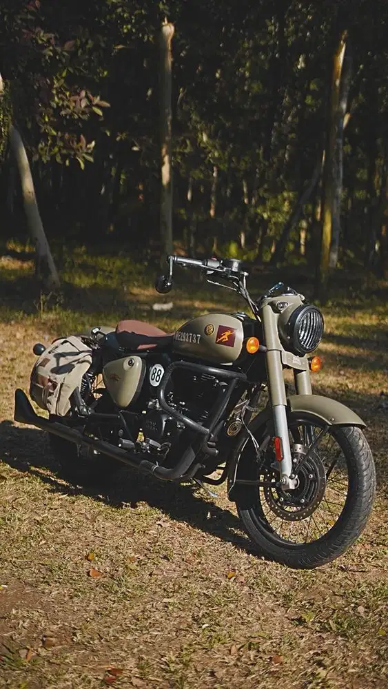 Royal Enfield Classic Reborn 350 ABS 2023 Mash Grey