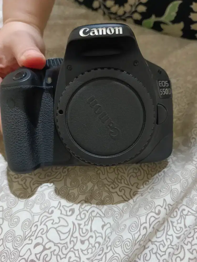 DIJUAL KAMERA BODY ONLY 550D