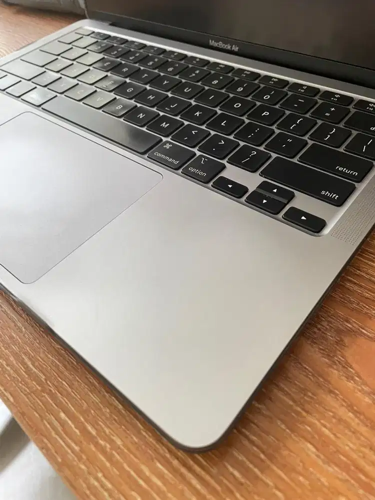 Macbook Air M1 2021 8/256