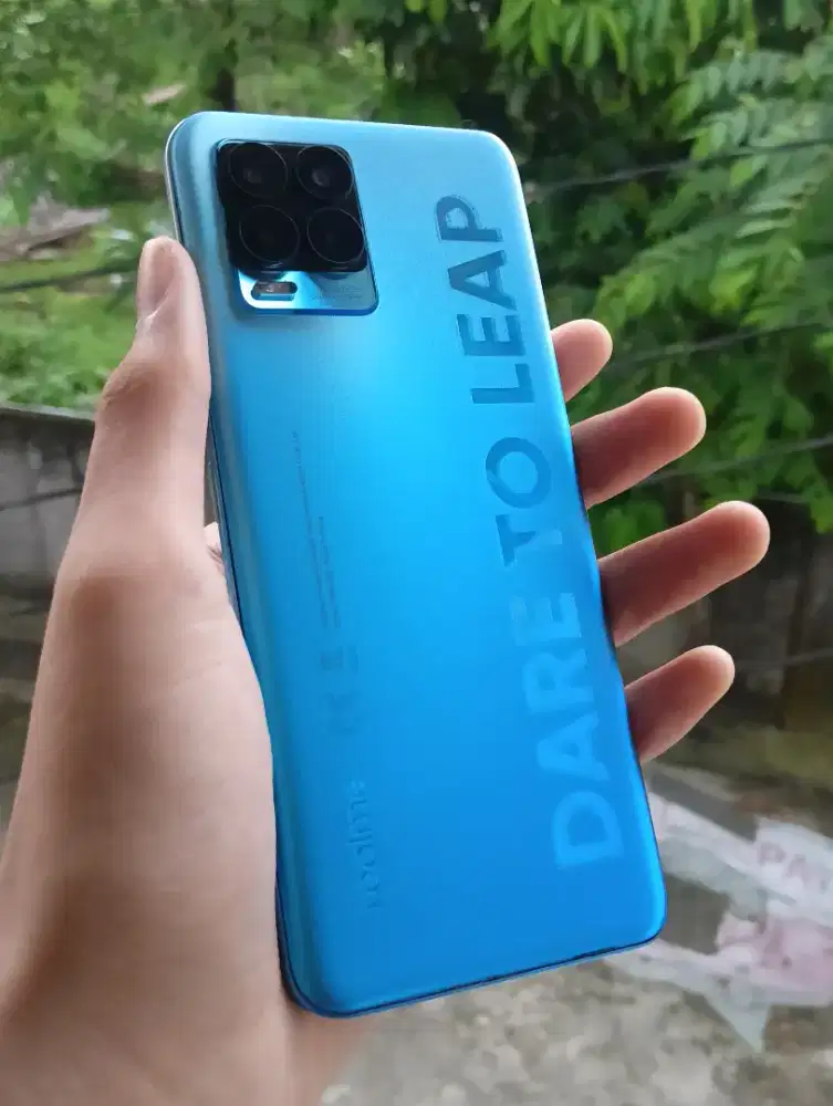 Realme 8 pro 8/128 gb