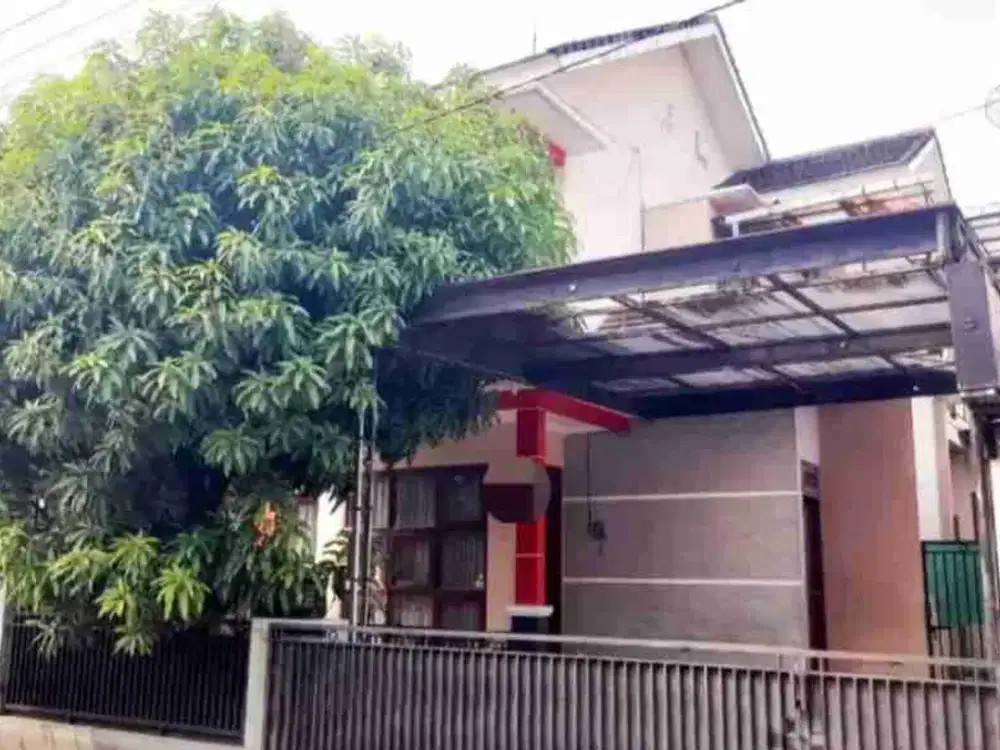 ( TENGAH KOTA ) RUMAH  DI JL MANGGA SOMPOK PETERONGAN SEMARANG
