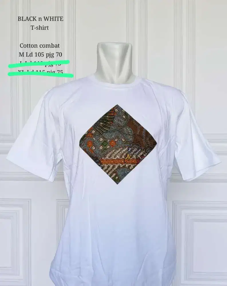 Kaos kombinasi batik