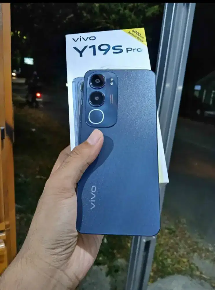 Vivo y19s pro 4+4/64 fullset Mash garansi juga