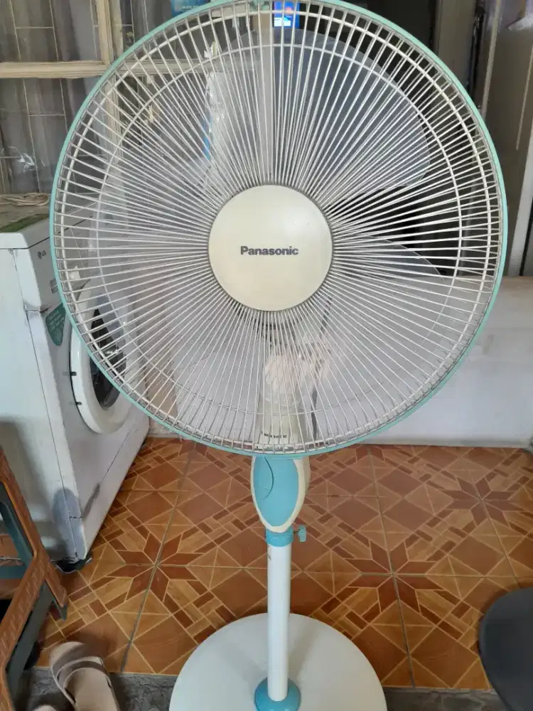 Jual kipas berdiri Panasonic 18