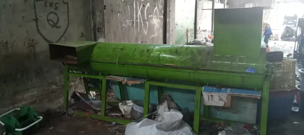 Mesin Pelepas Label Botol PET