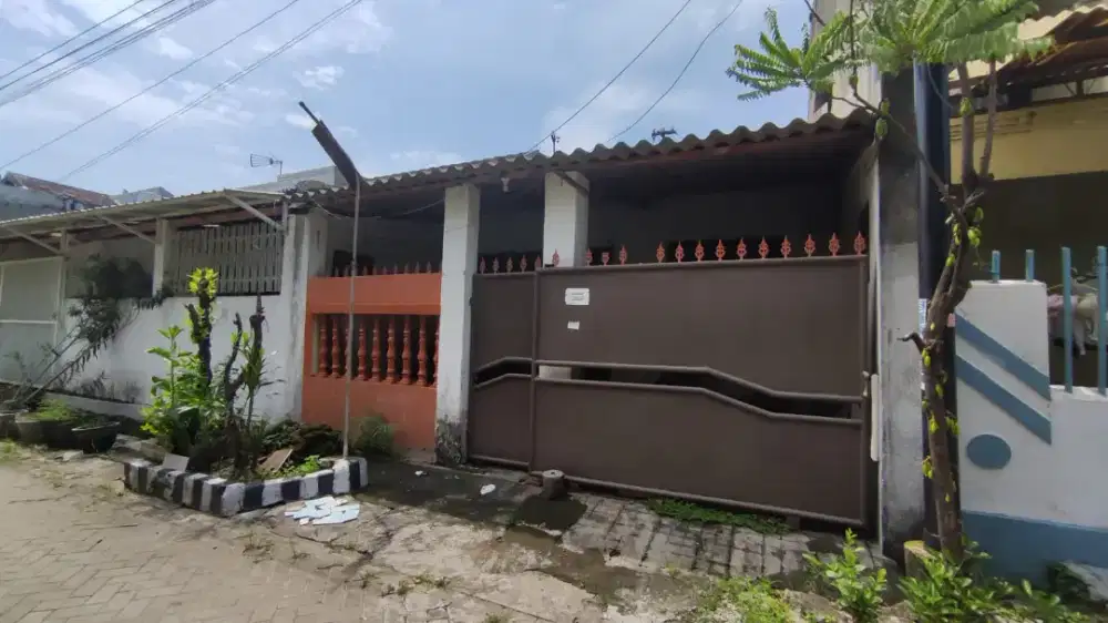 Dijual Rumah (Hitung Tanah) di Darmo Indah Selatan