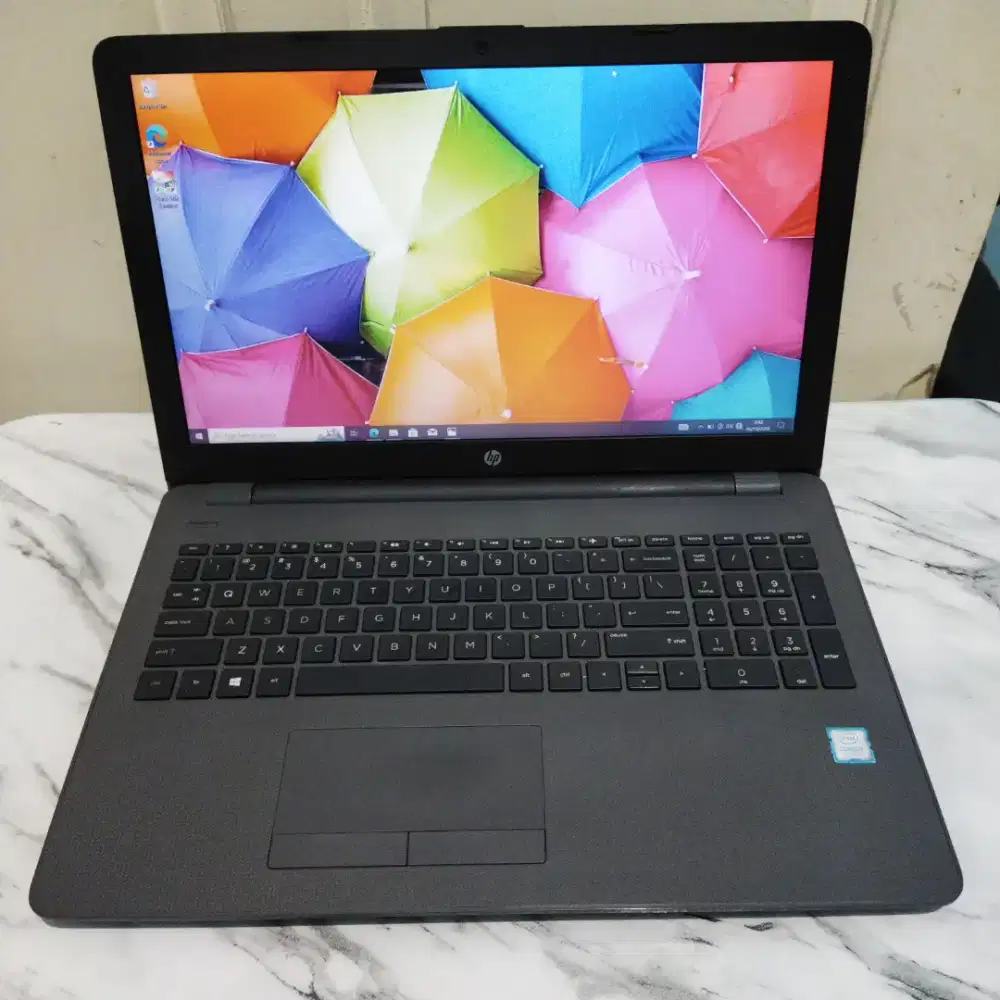 Laptop HP i5 7200u 256GB SSD/8GB RAM FHD MURAH AJA