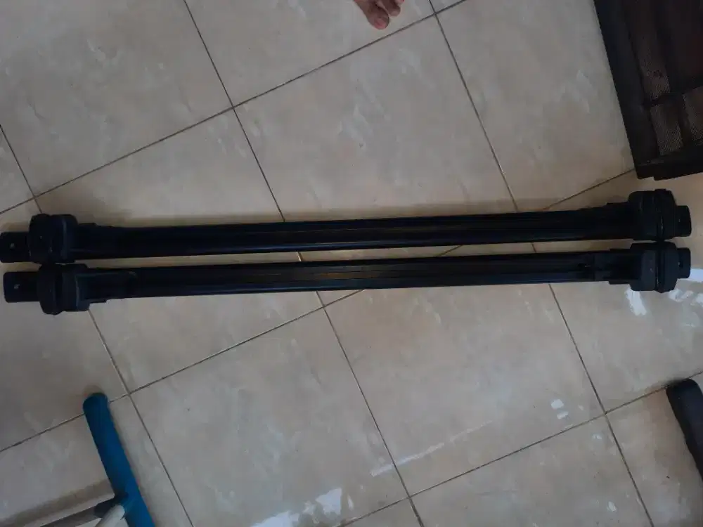 Crossbar Nissan Toyota Suzuki Daihatsu untuk roofrail model floating