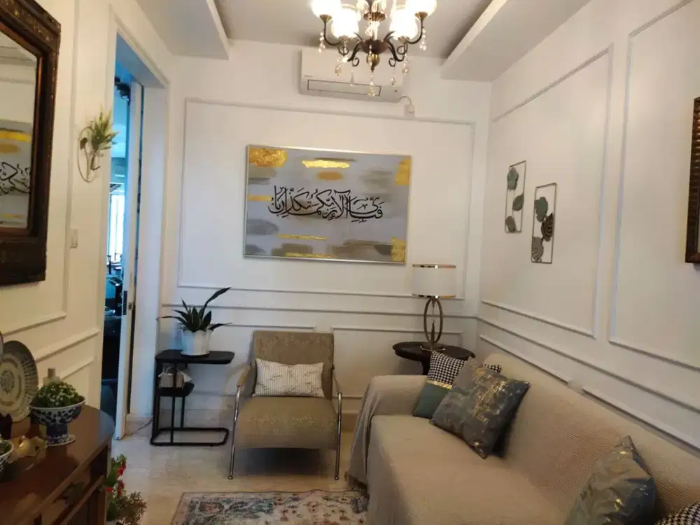 Disewakan Rumah Unit Langka Lokasi Paling Premium Jakarta. Selalu Disewa Oleh Ekspatriat, 4 Br Luas 500 m2 Private Pool, Menteng jakarta Selatan