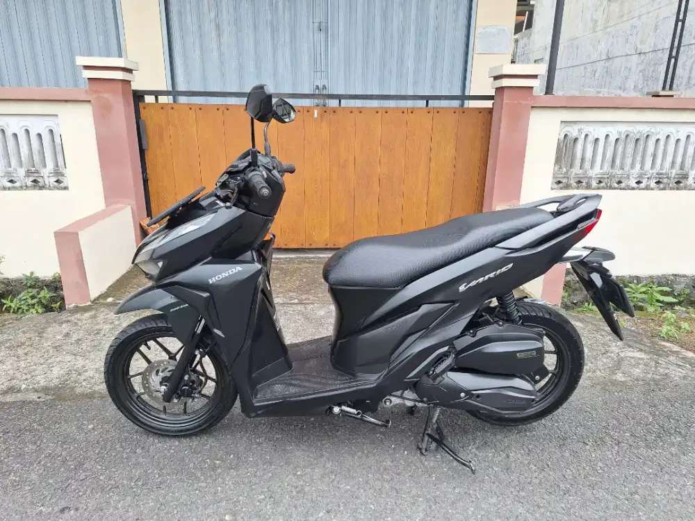 Vario 125 iss 2019 istimewa bisa cash/kredit syariah TERMURAH