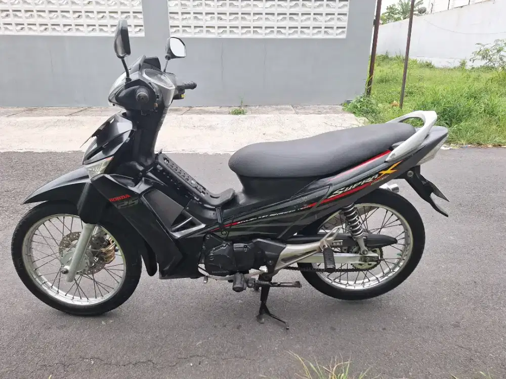 Supra x 2009 orisinilan istimewa pajak panjang bisa cash/kredit