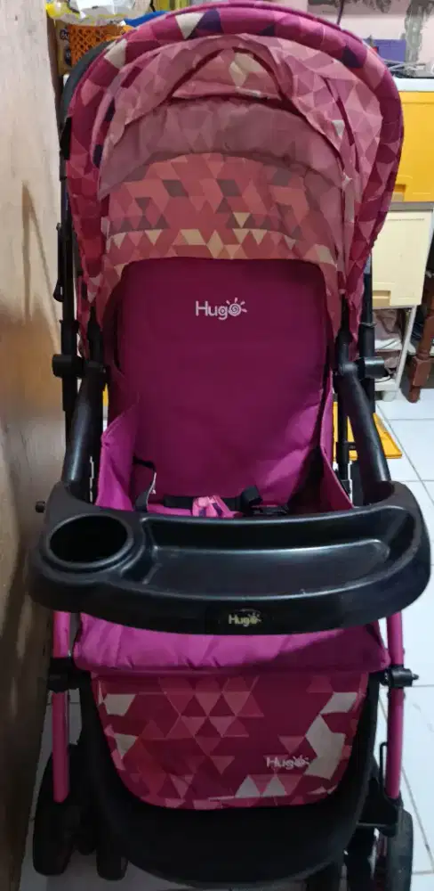 Stroller kokoh dan cantik