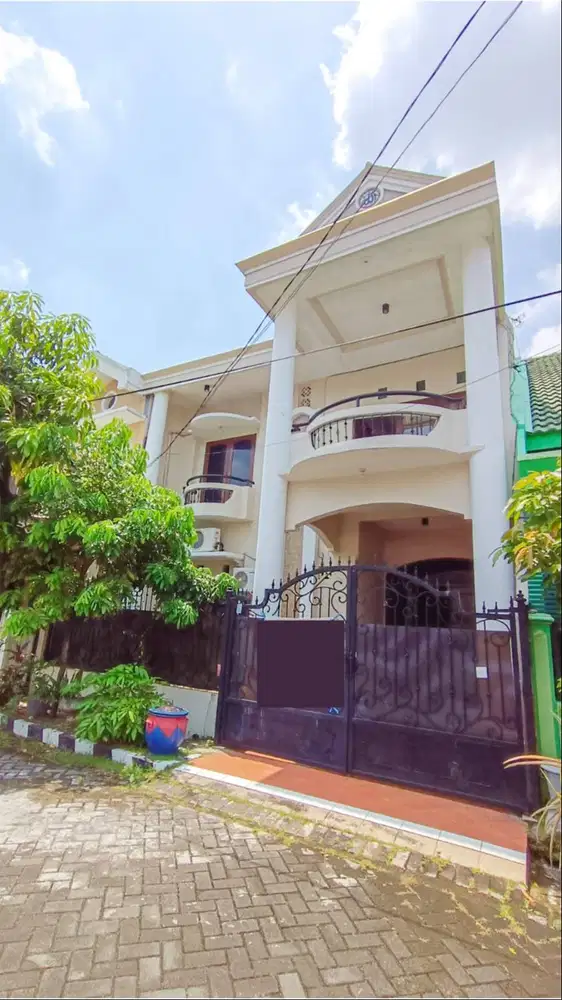 DIJUAL* RUMAH TAMAN PONDOK INDAH  Wiyung Surabaya