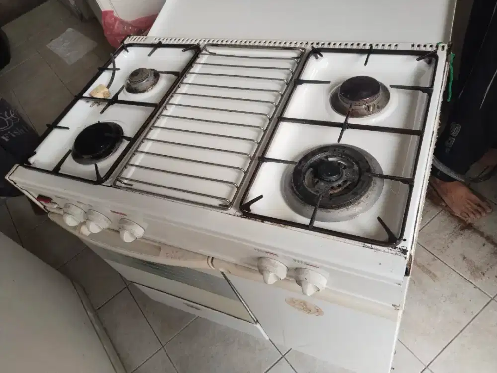 Jual kompor gas ada opennya barang masih bagus