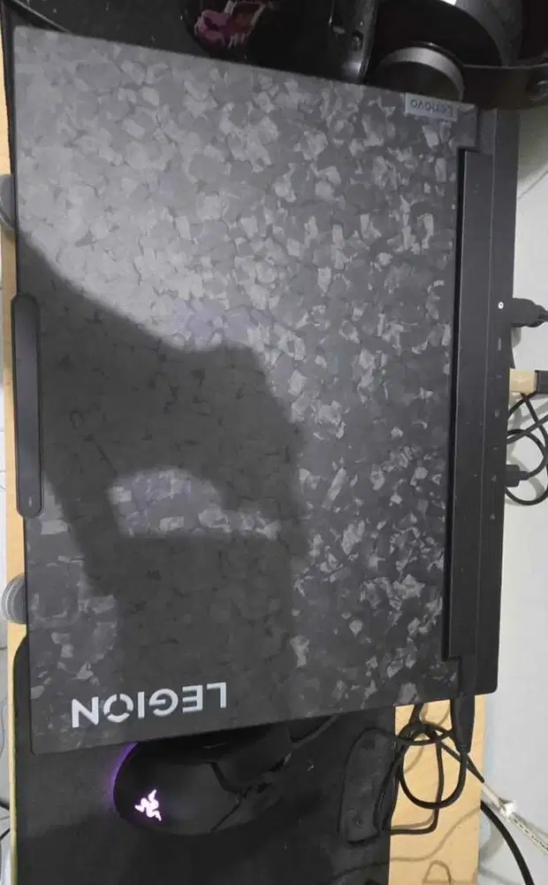 Lenovo Legion 9 16IRX8