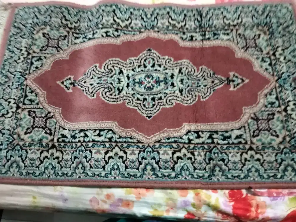 Karpet ukuran 1 meter x 80 cm