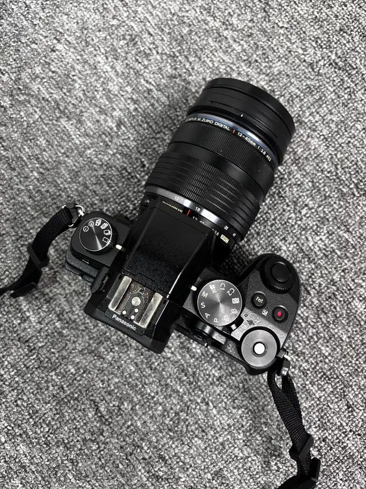 Kamera Lumix G85 + lensa olympus pro