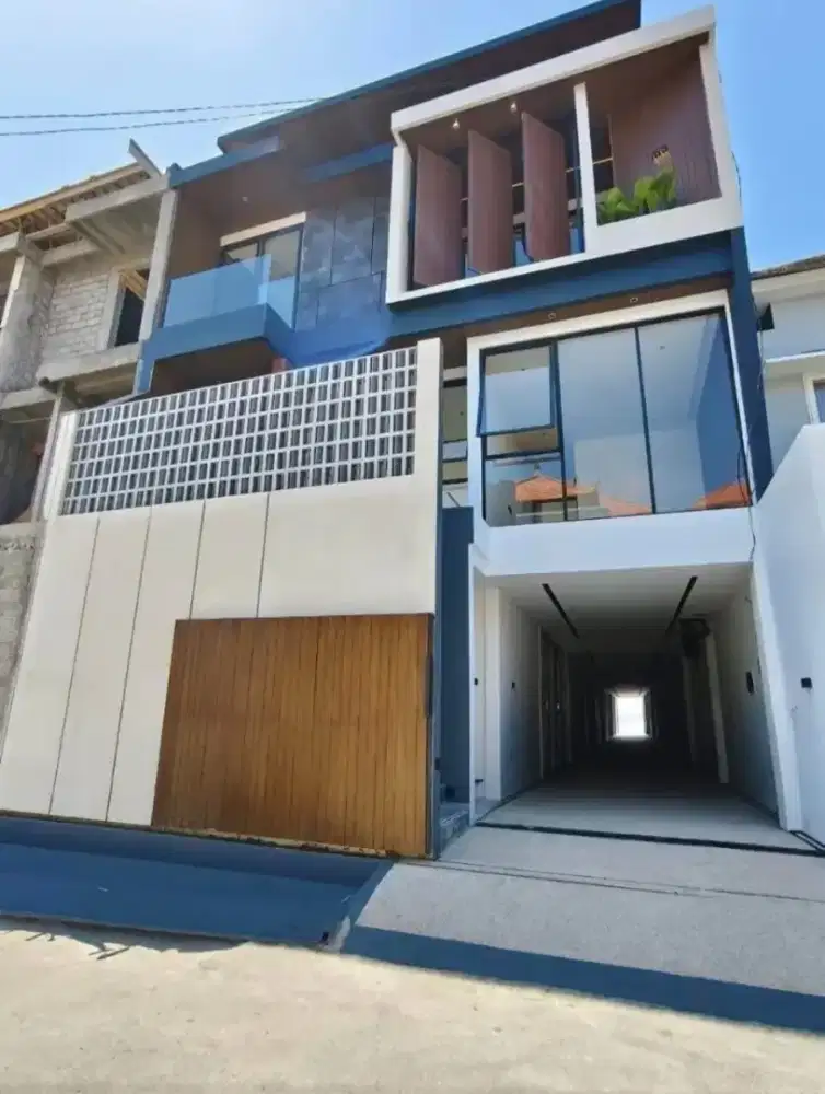 RUMAH BARU MEWAHH TUKAD BADUNG RENONN