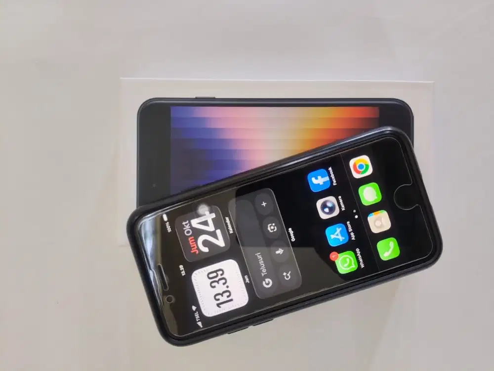 Iphone SE 2022 128gb Resmi ex iBox