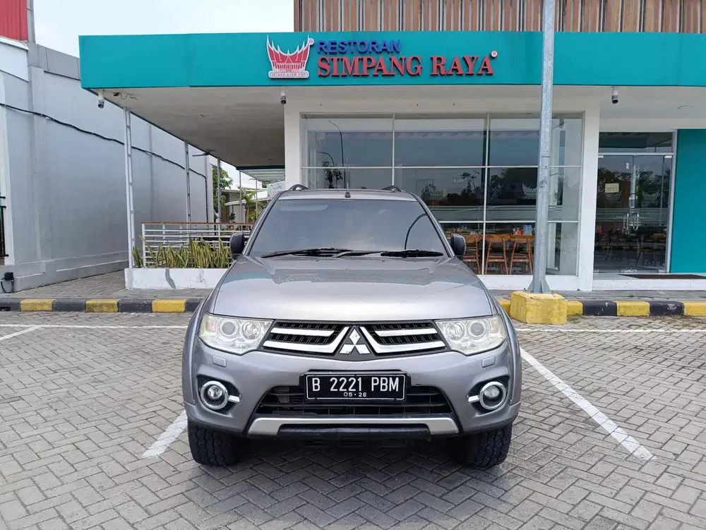 Termurah 225 JT bebas laka banjir Pajero Sport dakar 2015 Diesel VGT