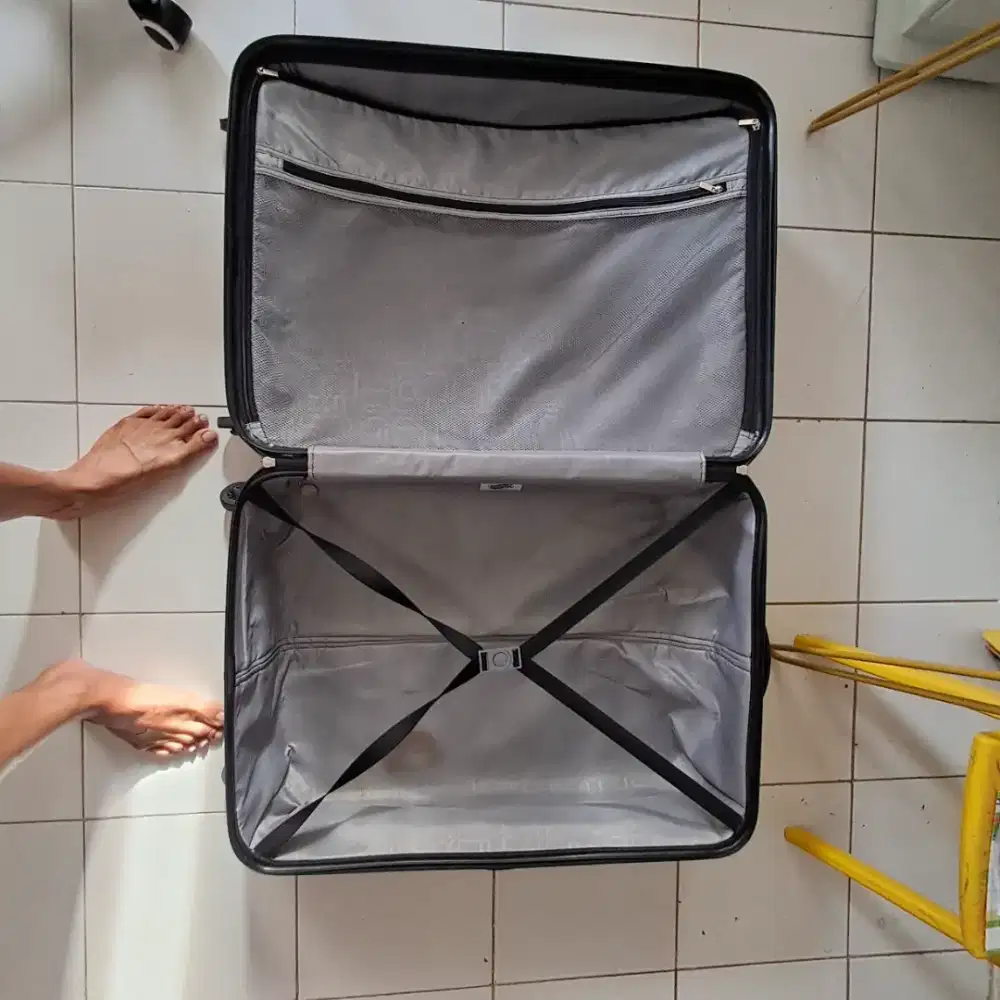 Koper American Tourister size 28