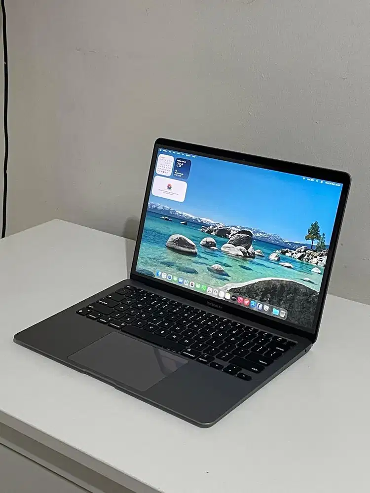 MacBook Air 2020 M1 8/256