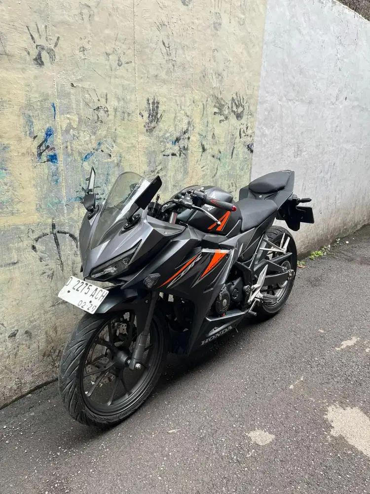 Honda cbr 150R 2019 mulus cash & kredit