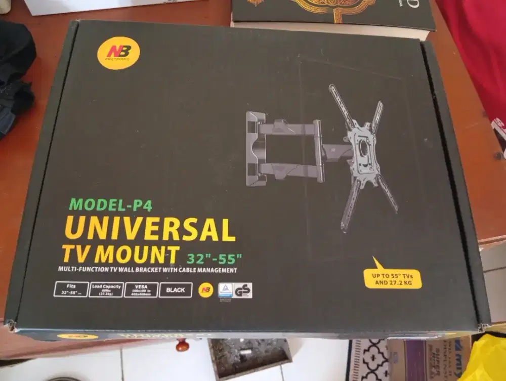 Bracket TV universal 32-55 inci