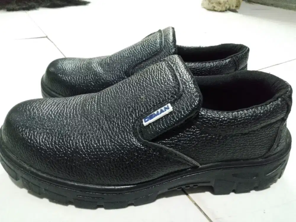 Jual sepatu safety