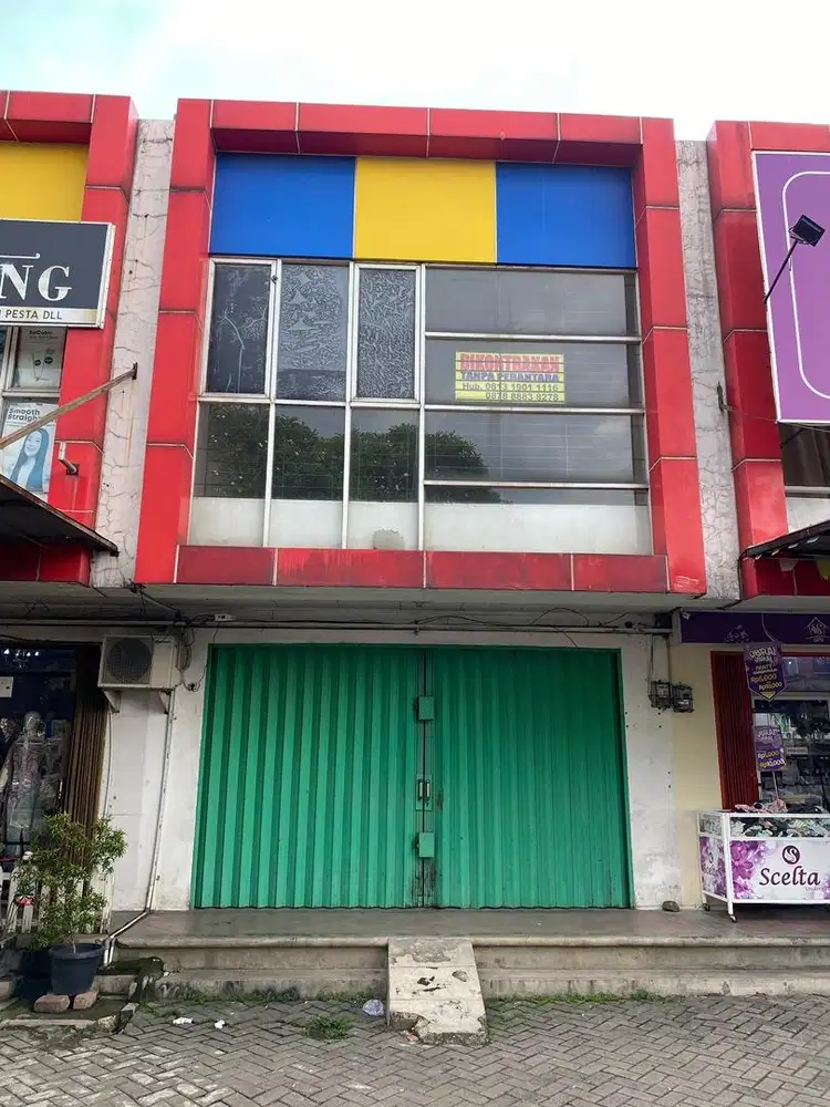 Di sewa Ruko 2 lantai Royal