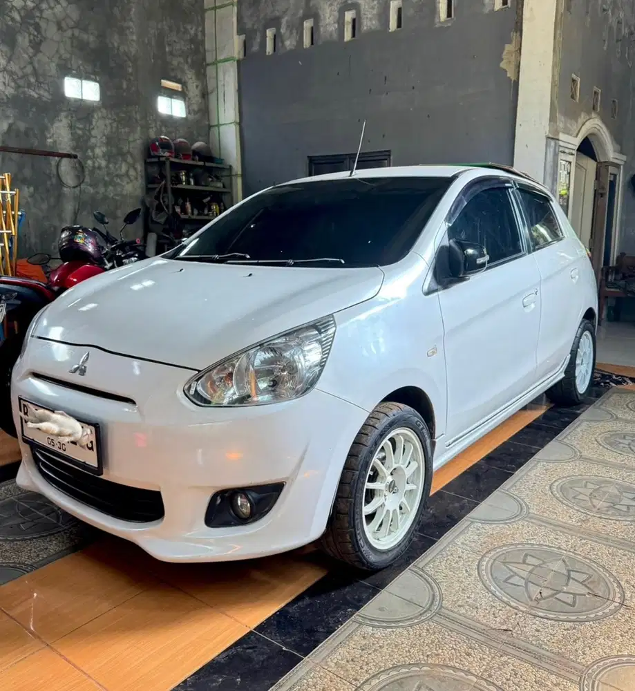 Mitsubishi Mirage 2012 Exeed