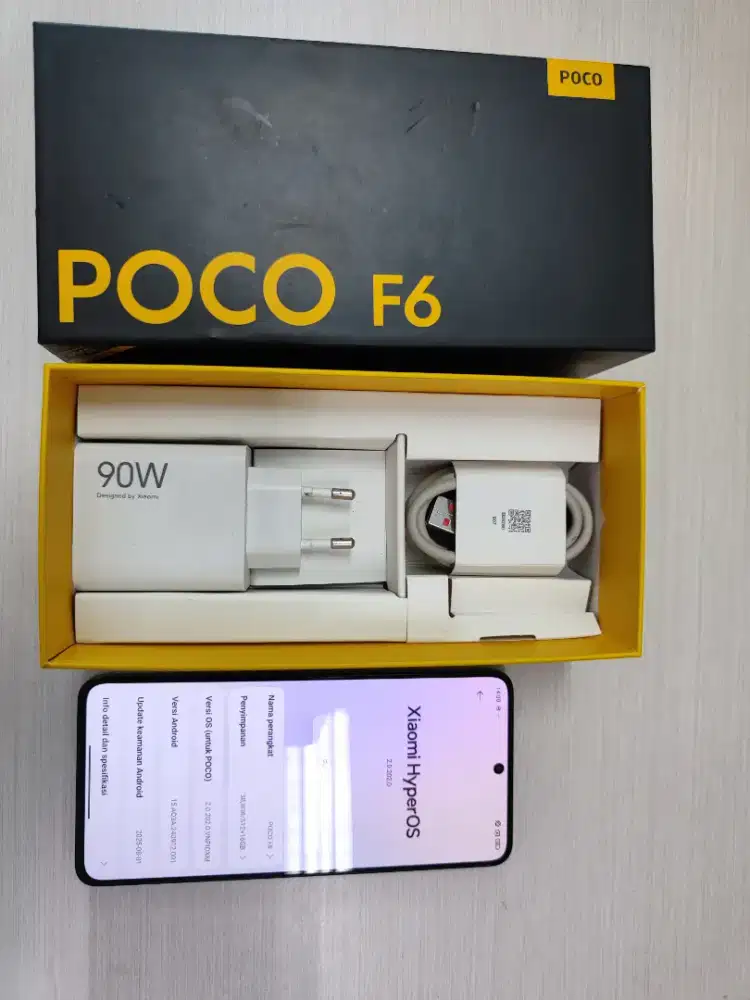 Poco F6 12/512 Fullset