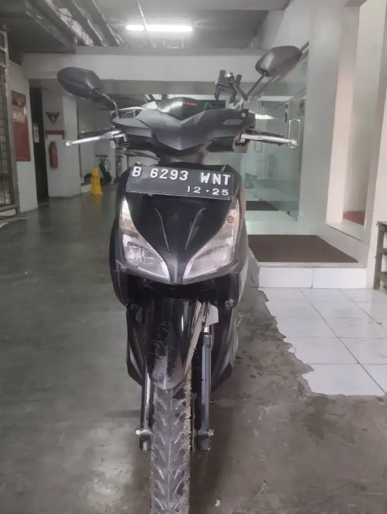 ual cepat! Honda Vario 110 tahun 2015, warna hitam, kilometer rendah