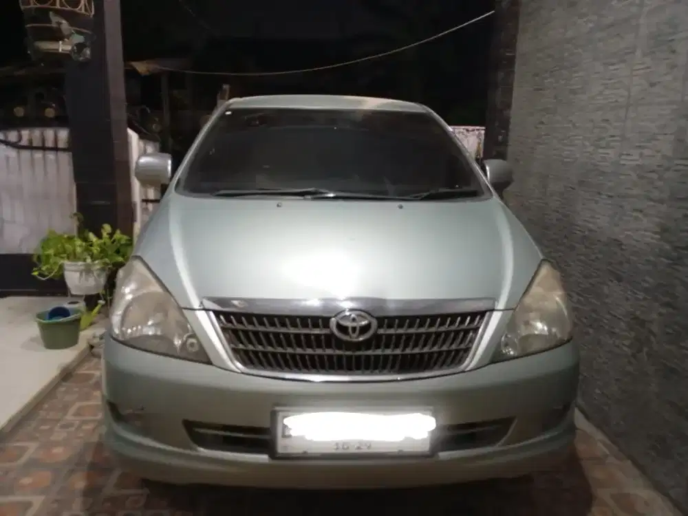 Kijang innova AT 2.0 G Hijau tahun 2006