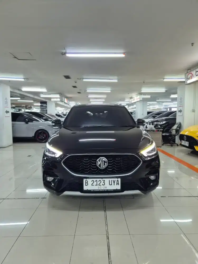 Mg zs 2023 sdh new mdl  tipe tertinggi hitam low km