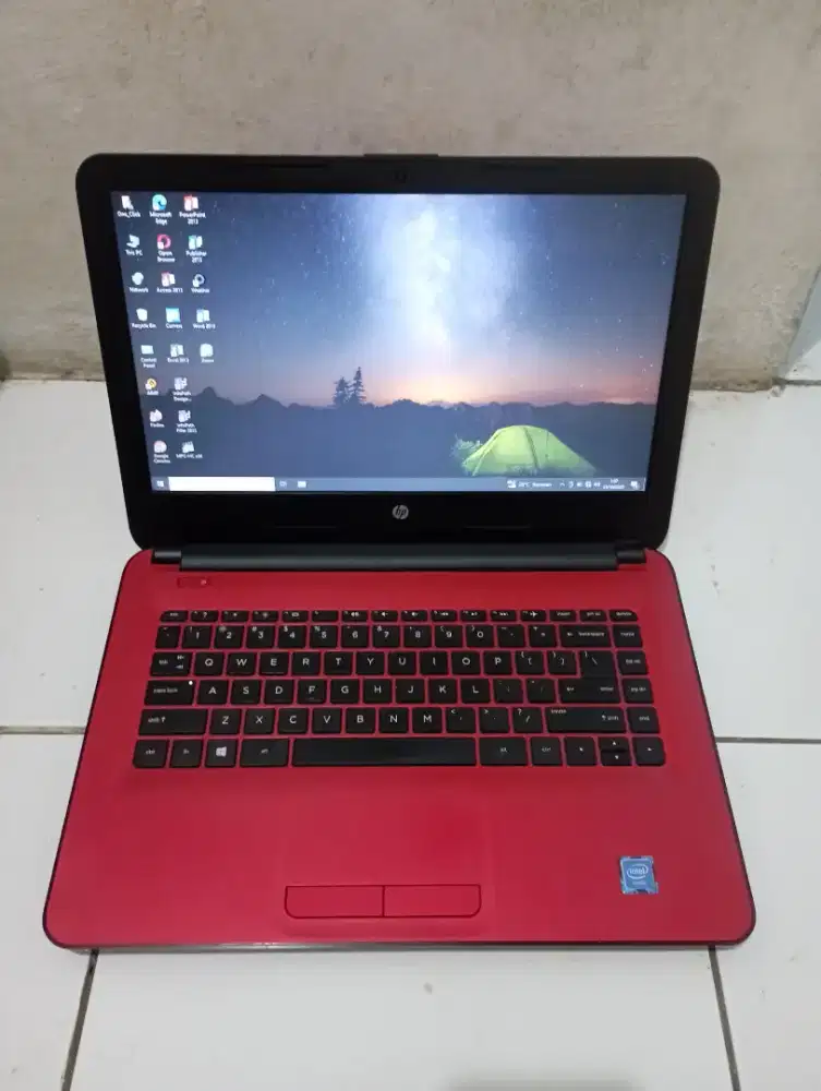 Laptop hp 14 siap pakai ram 4Gb