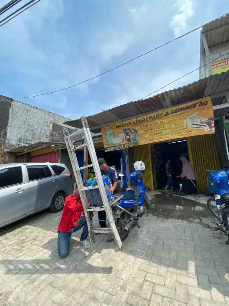 PEMBERSIHAN AC RUTIN, CUCI AC, BONGKAR PASANG AC BERGARANSI