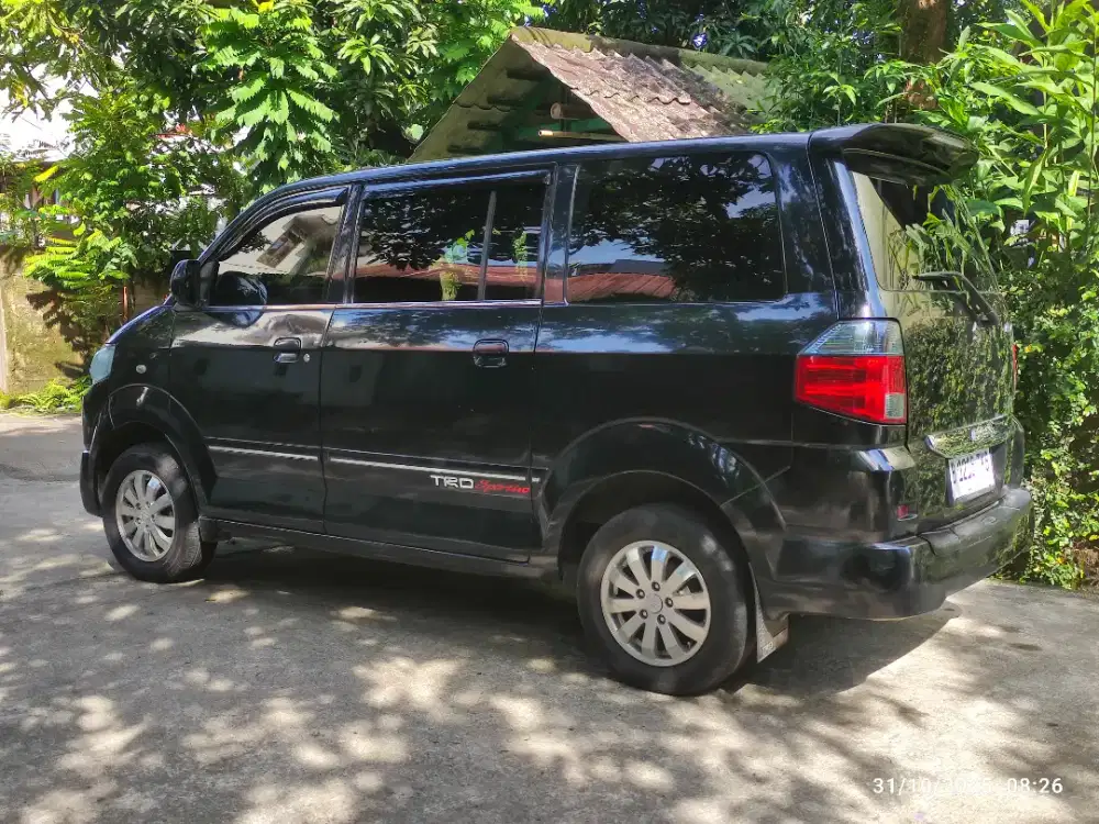 Suzuki APV Arena 2010 Bensin