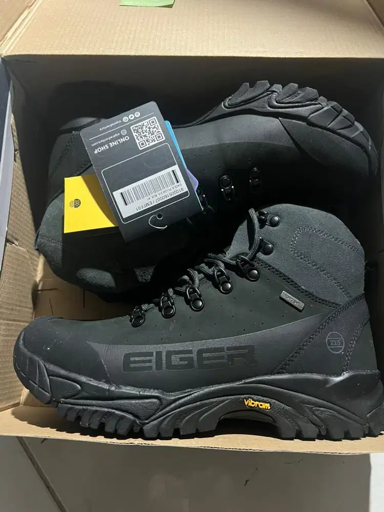 Sepatu eiger eagle plump 2.0 uk 41 jual murah NEGO TIPIS BARANG BARU