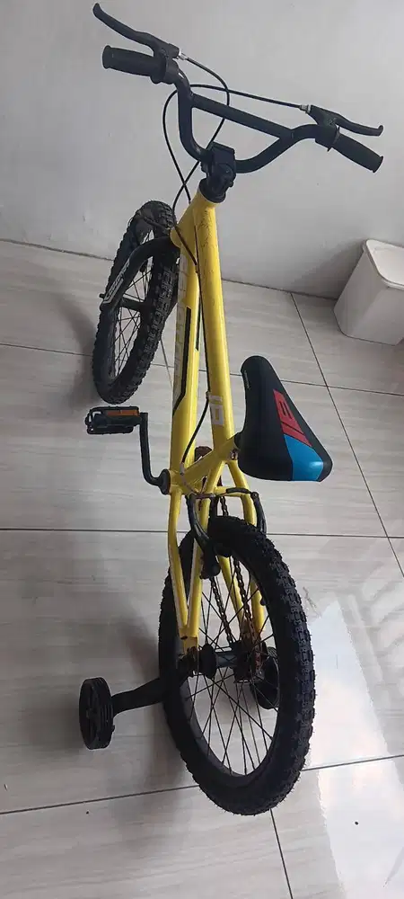 2 Sepeda Anak Ukuran 18 dan ukuran 14