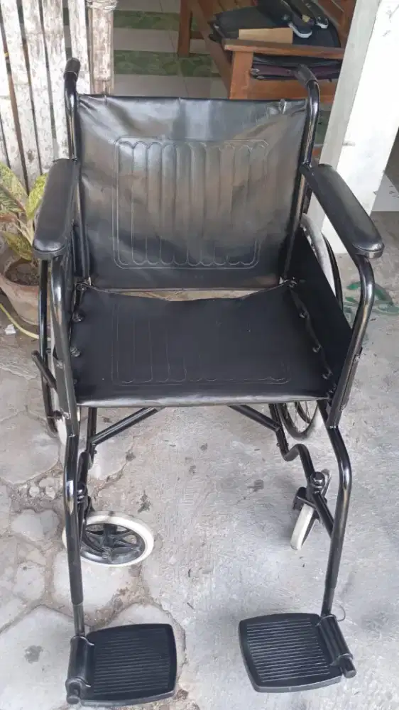 Kursi roda seken murah
