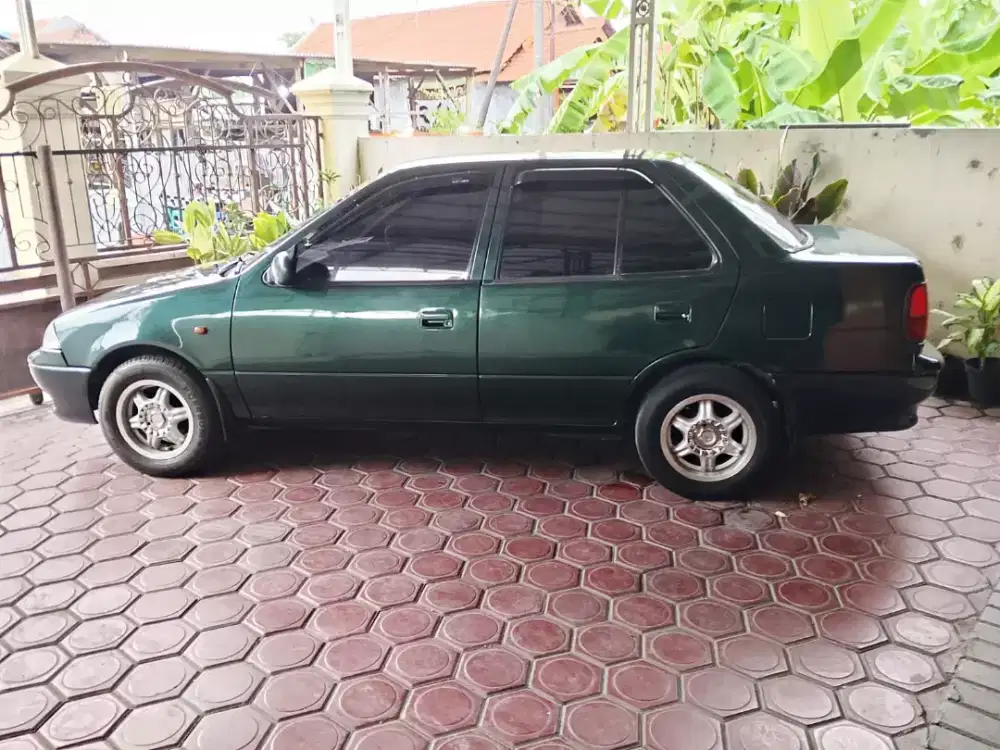 Suzuki Esteem 1.3 Manual Tahun 1991
