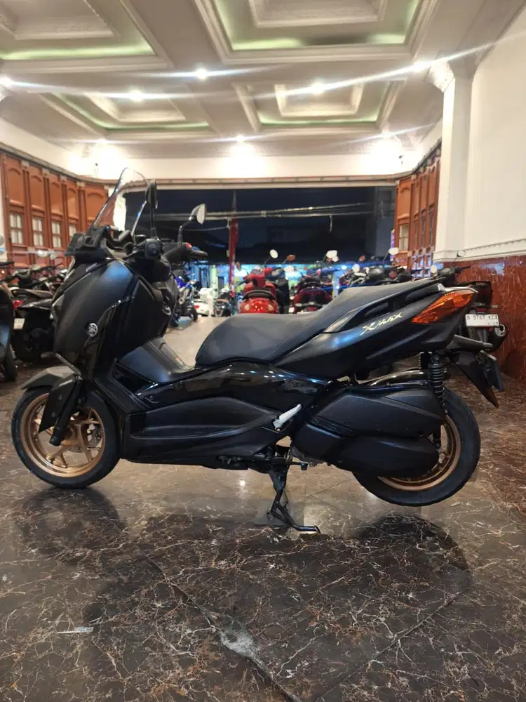 Hub ima dp promo Xmax 2022 . Km rendah motor mulus rawata