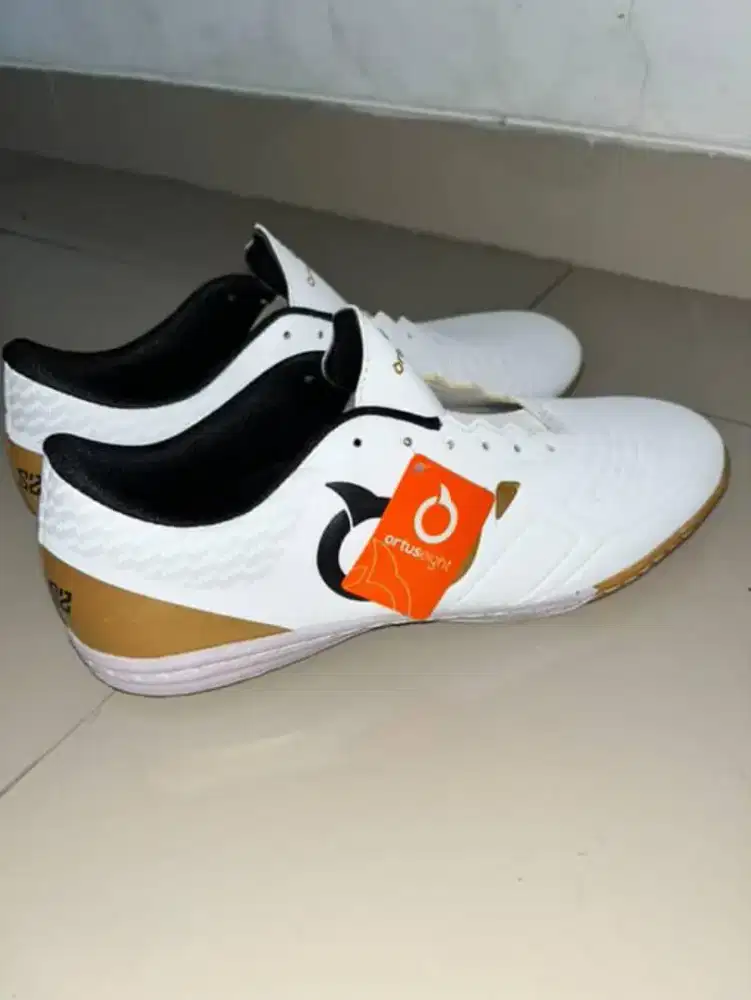 Jual sepatu Futsal Ortuseight