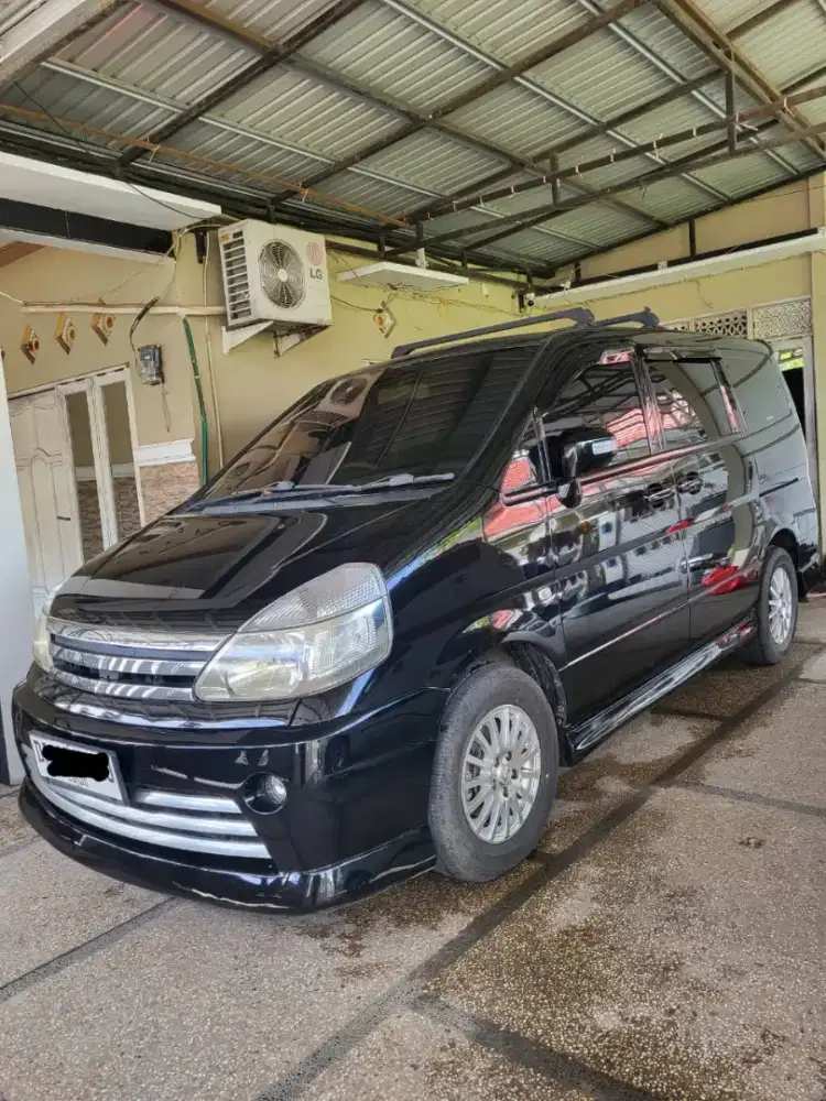 Mobil Keluarga_Nissan Serena C24 High Way Star Autech