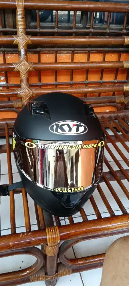 Dijual Helm KYT original