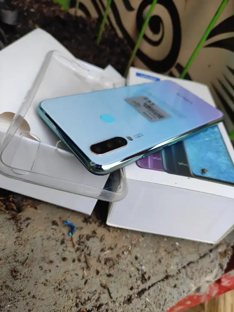 Vivo y17 8/256 fulset