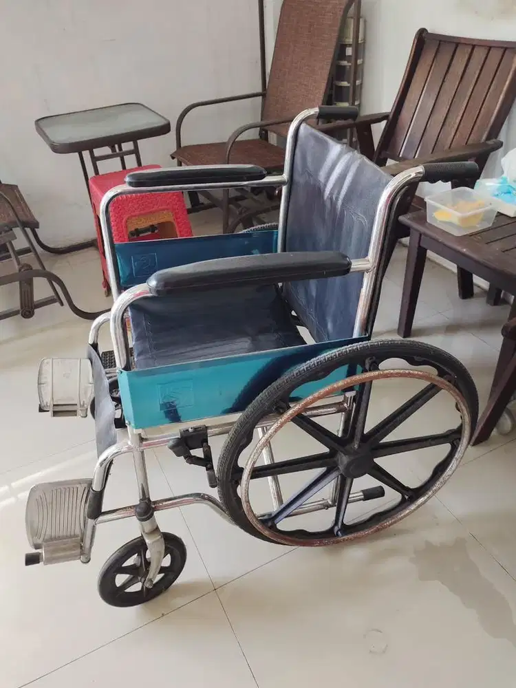 Kursi roda bekas 1.200.000 nego